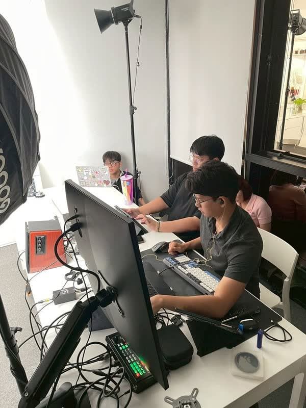LIVE · งานอีเวนต์ · ทีมกล้อง
