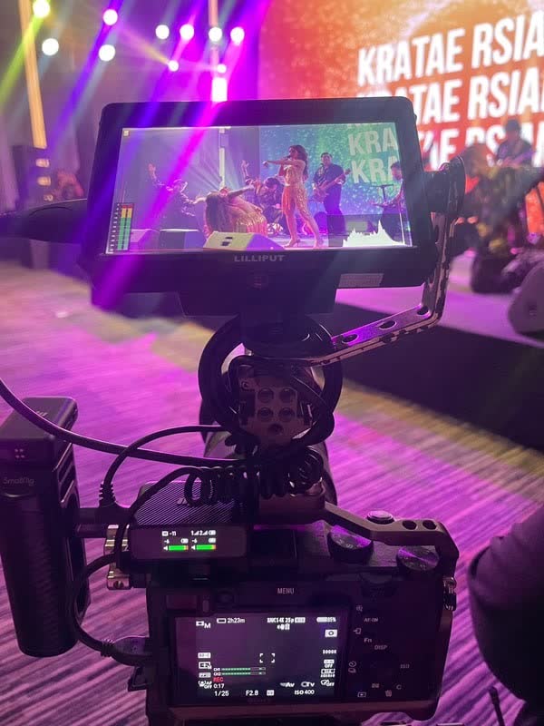 LIVE · งานอีเวนต์ · ทีมกล้อง