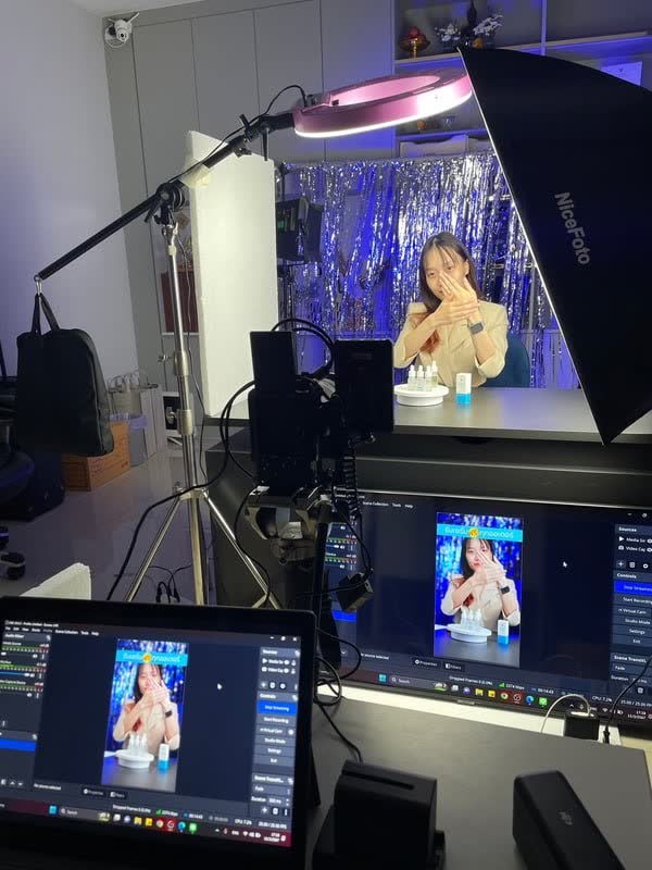 เบื้องหลังกองถ่าย