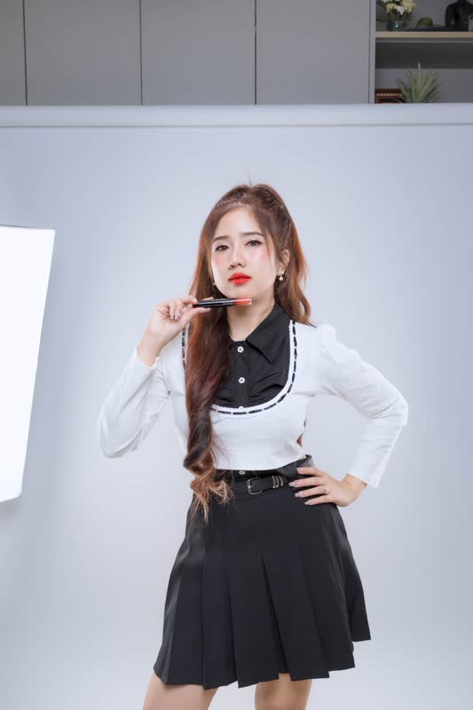ถ่ายภาพนางแบบและสินค้า